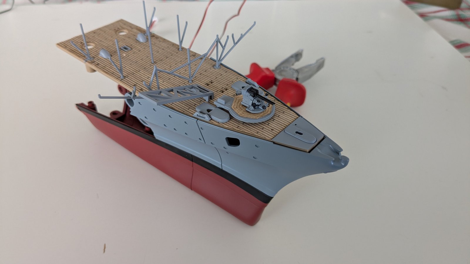 Hachette Graf Zeppelin construction so far