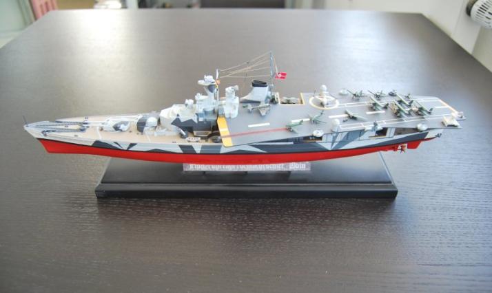 Kriegsmarine Flugzeugträger-Schlachtschiff Odin