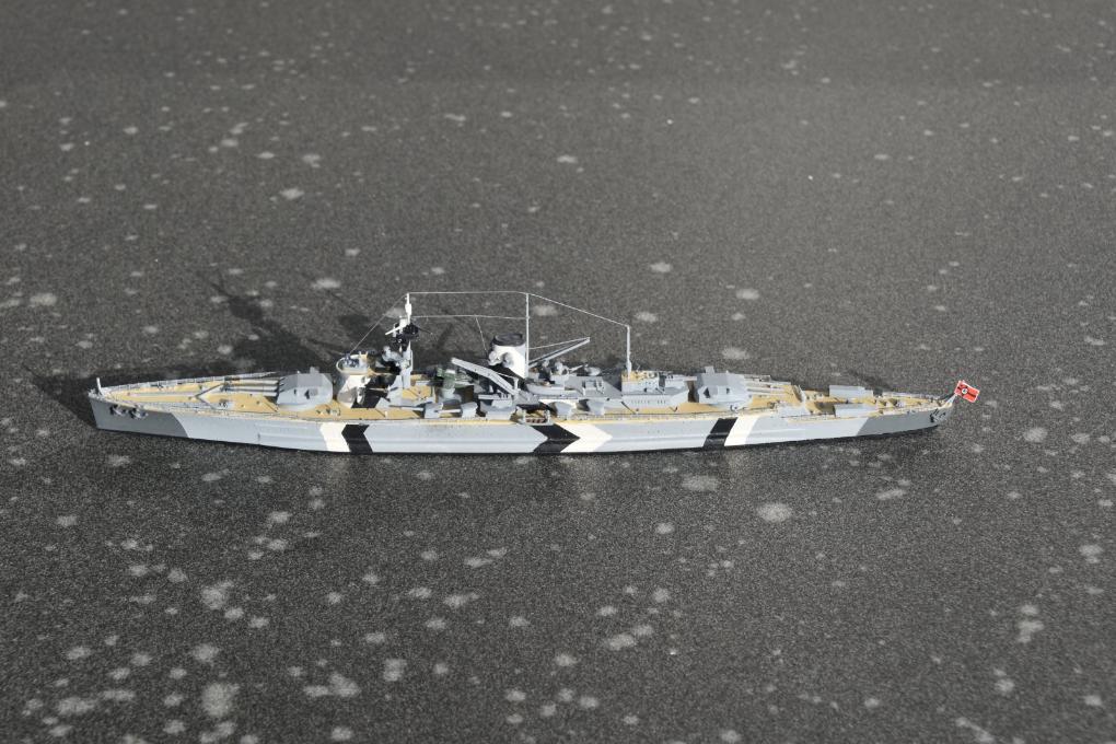 Panzerschiff Deutschland / Schwerer Kreuzer Lützow