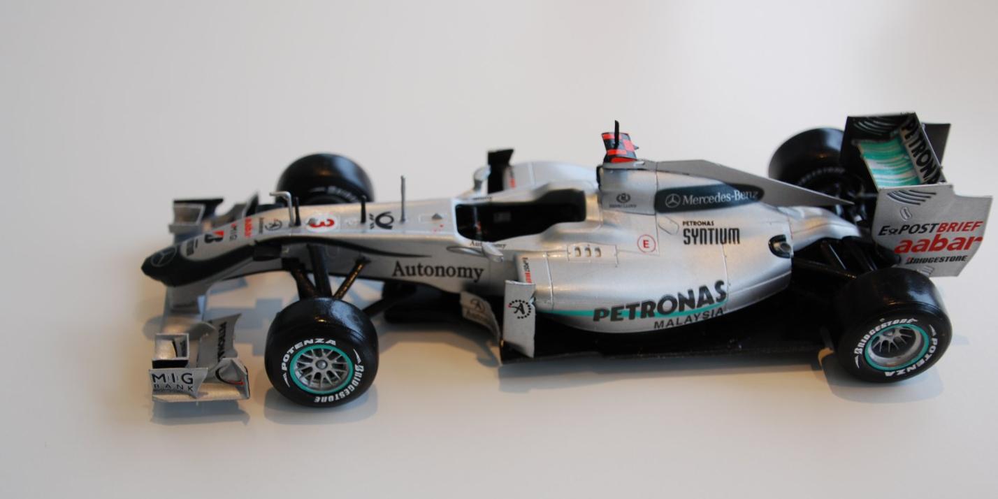 Mercedes MGP W01