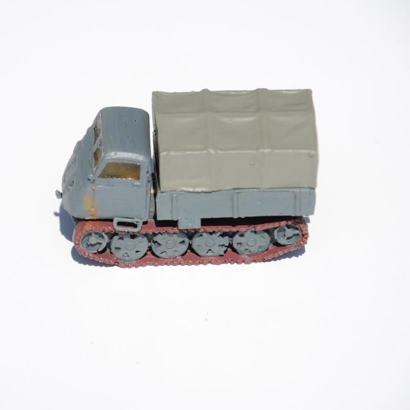 Raupenschlepper Ost