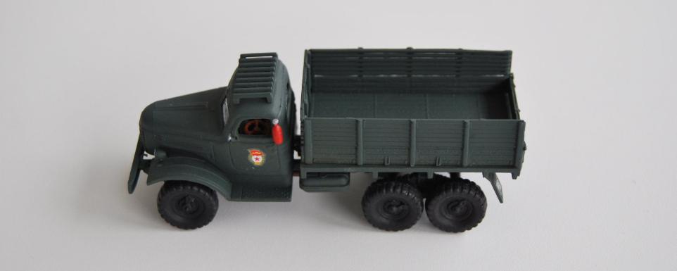 ZIL-157