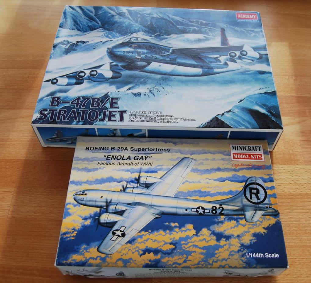 Academy B-47 / Minicraft B-29