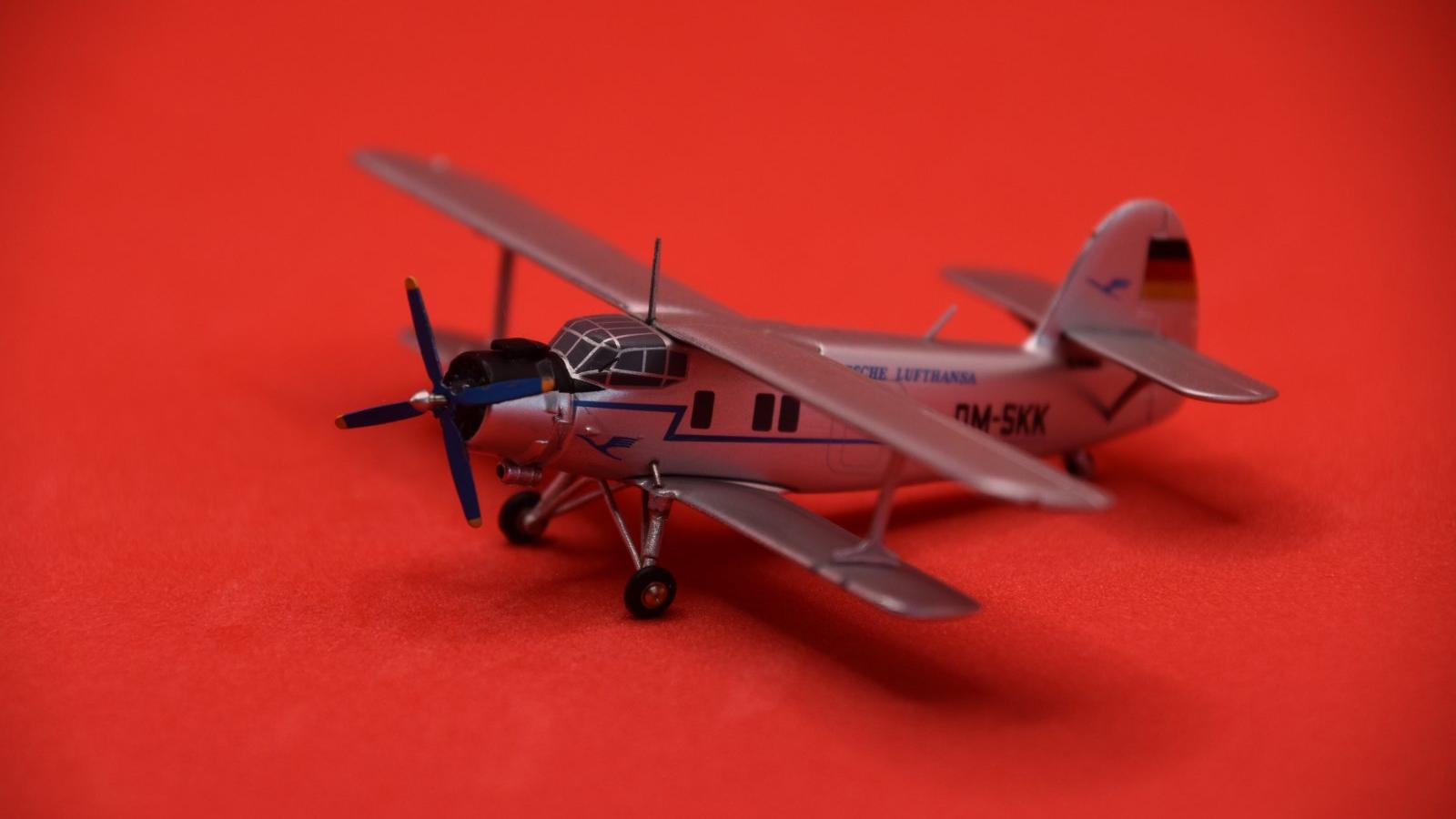 Deutsche Lufthansa Antonov An-2