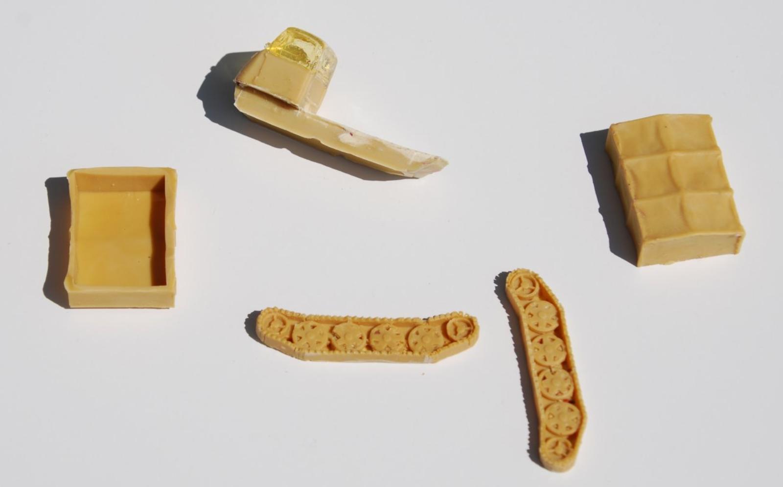Resin kit of Raupenschlepper Ost
